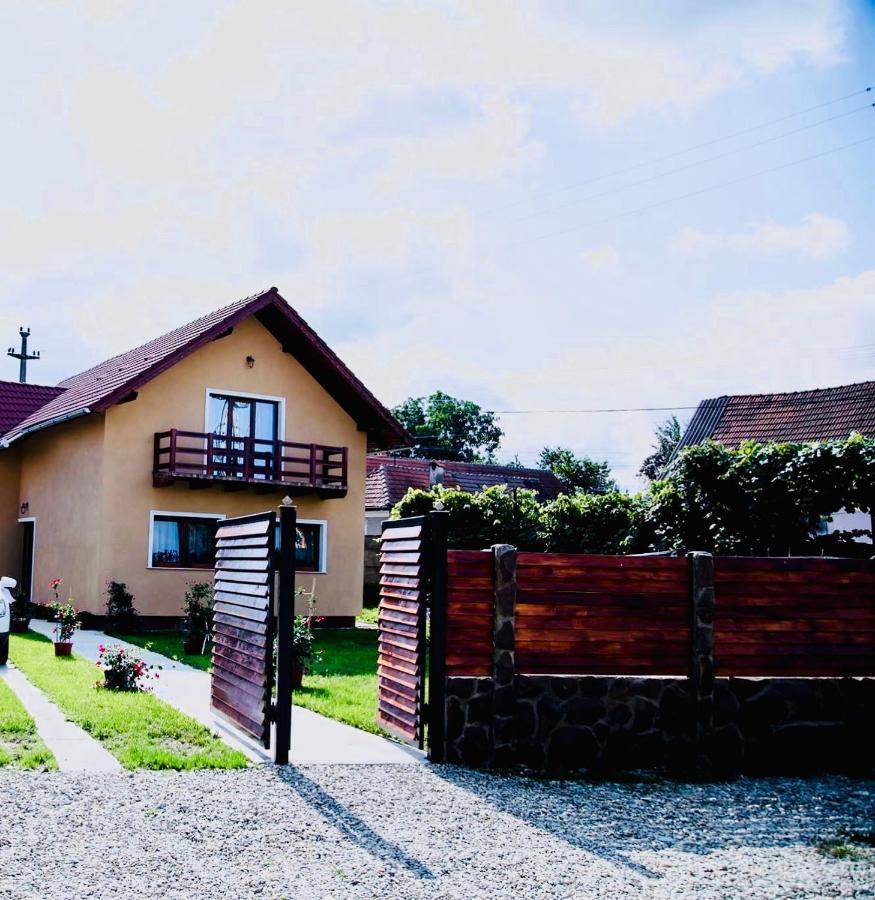 Готель Casa Ardeleana Ucea Ucea de Sus Екстер'єр фото
