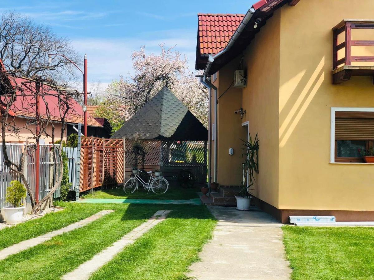 Готель Casa Ardeleana Ucea Ucea de Sus Екстер'єр фото